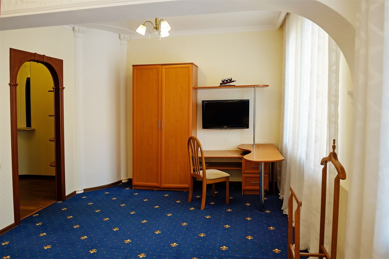 Парк-Отель Парк-отель Журавли Саратов